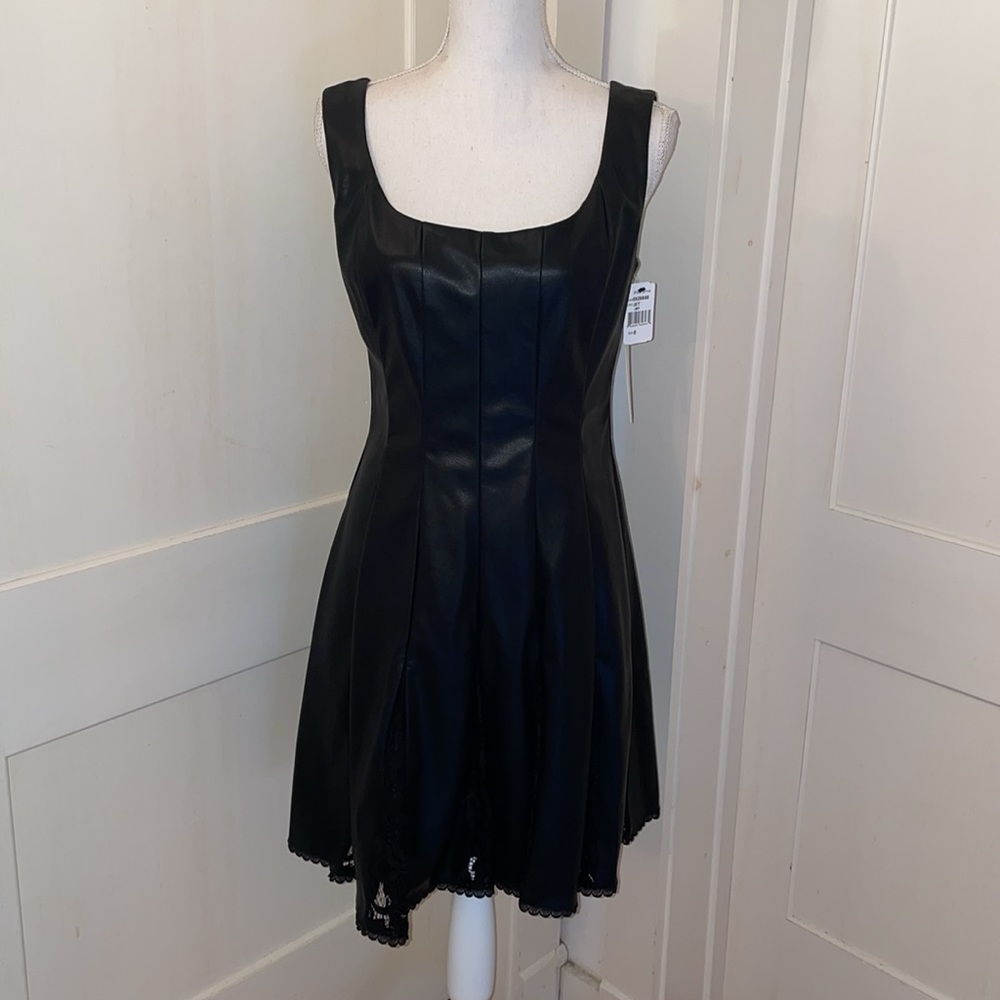 🌟New🌟Fit & Flare Mini Dress - Picture 5 of 12